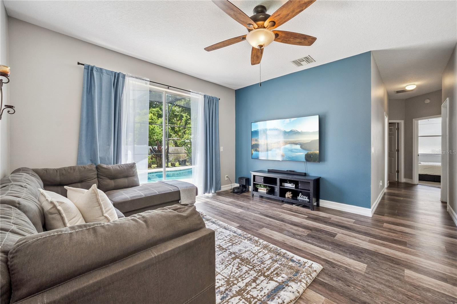 EAGLE LAKE PH 1 - Residential