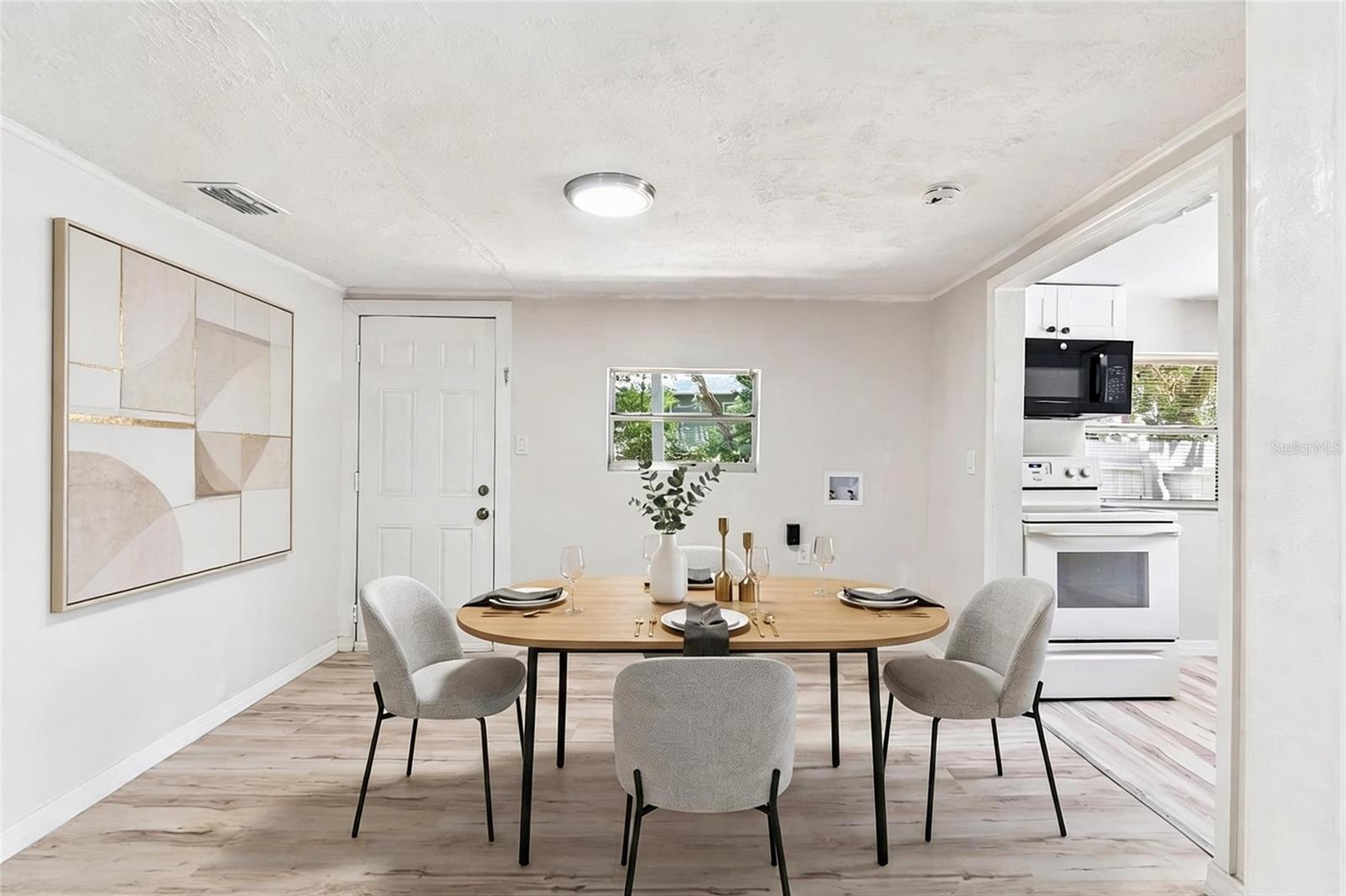 OAK LAWN - Residential