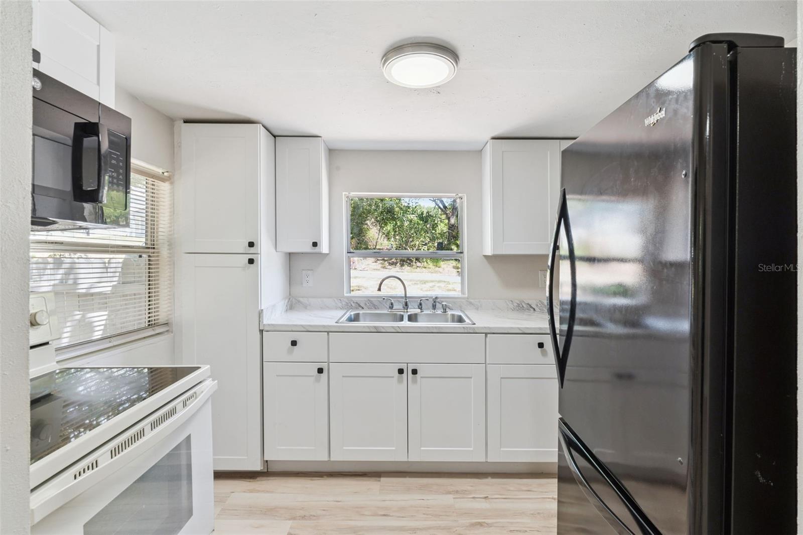 OAK LAWN - Residential