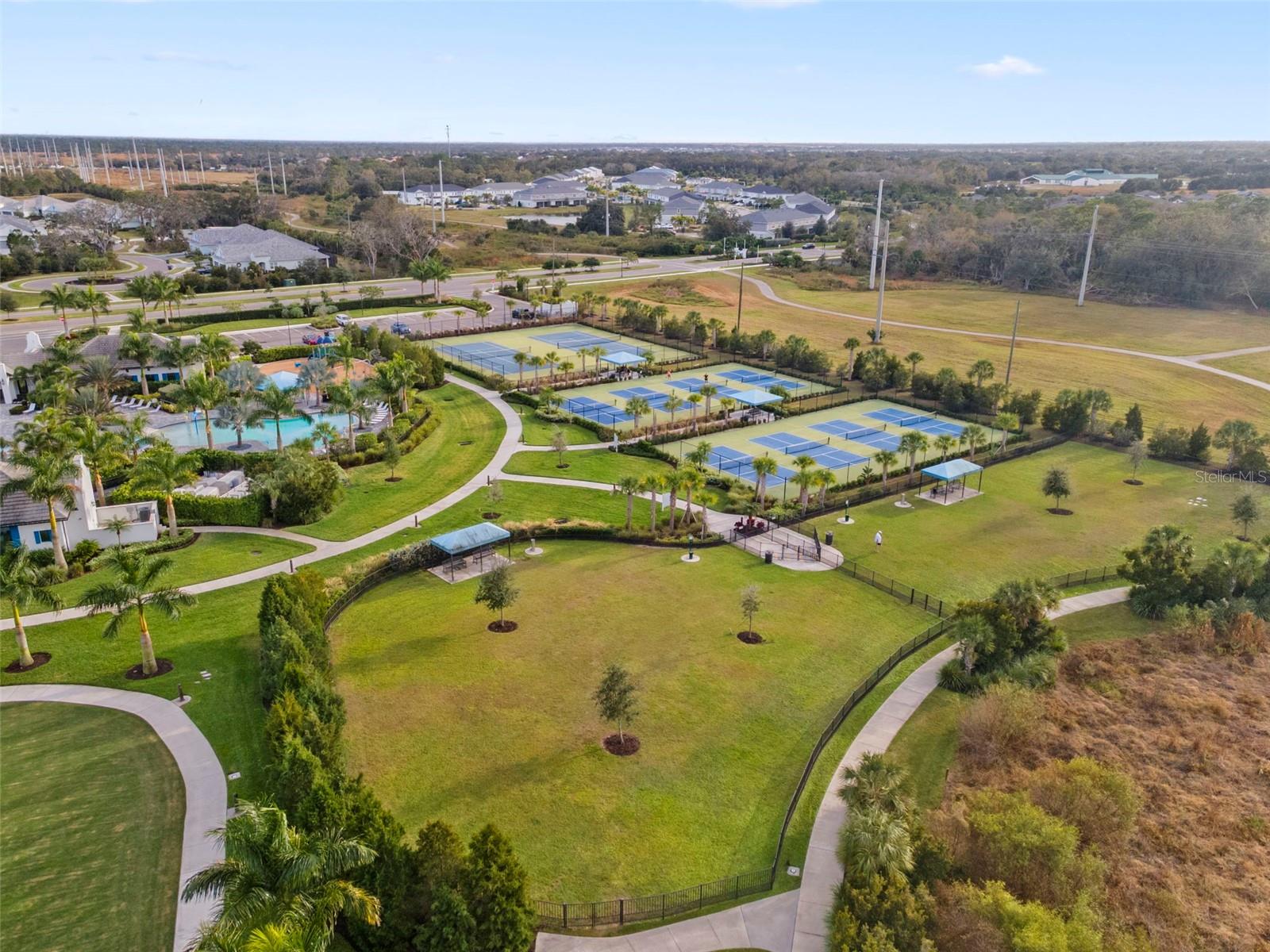 WINDWARD AT LAKEWOOD RANCH PHASE 1 - Residential