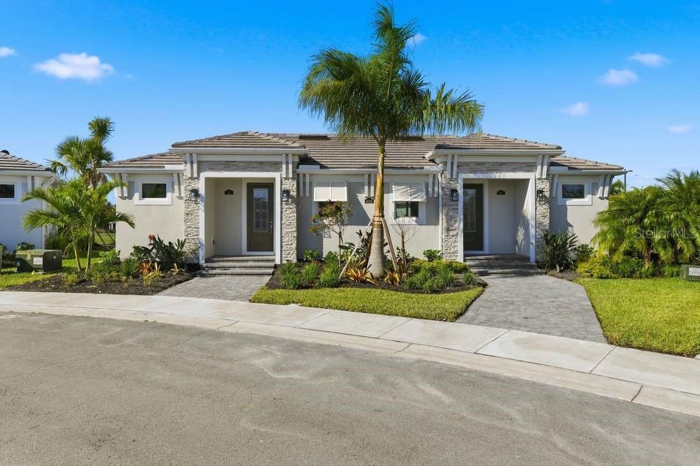 4052 SANTA CATERINA BOULEVARD 10102