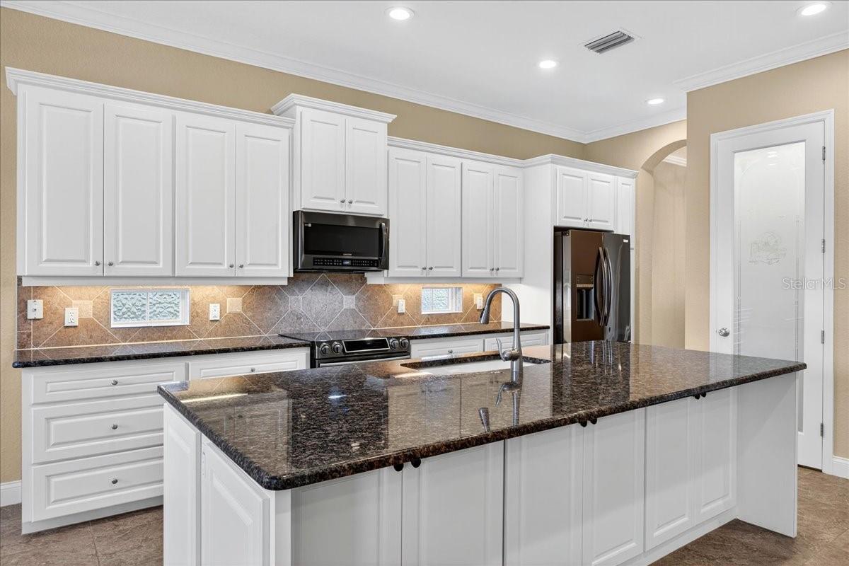 LAUREL GLEN PH 03 - Residential