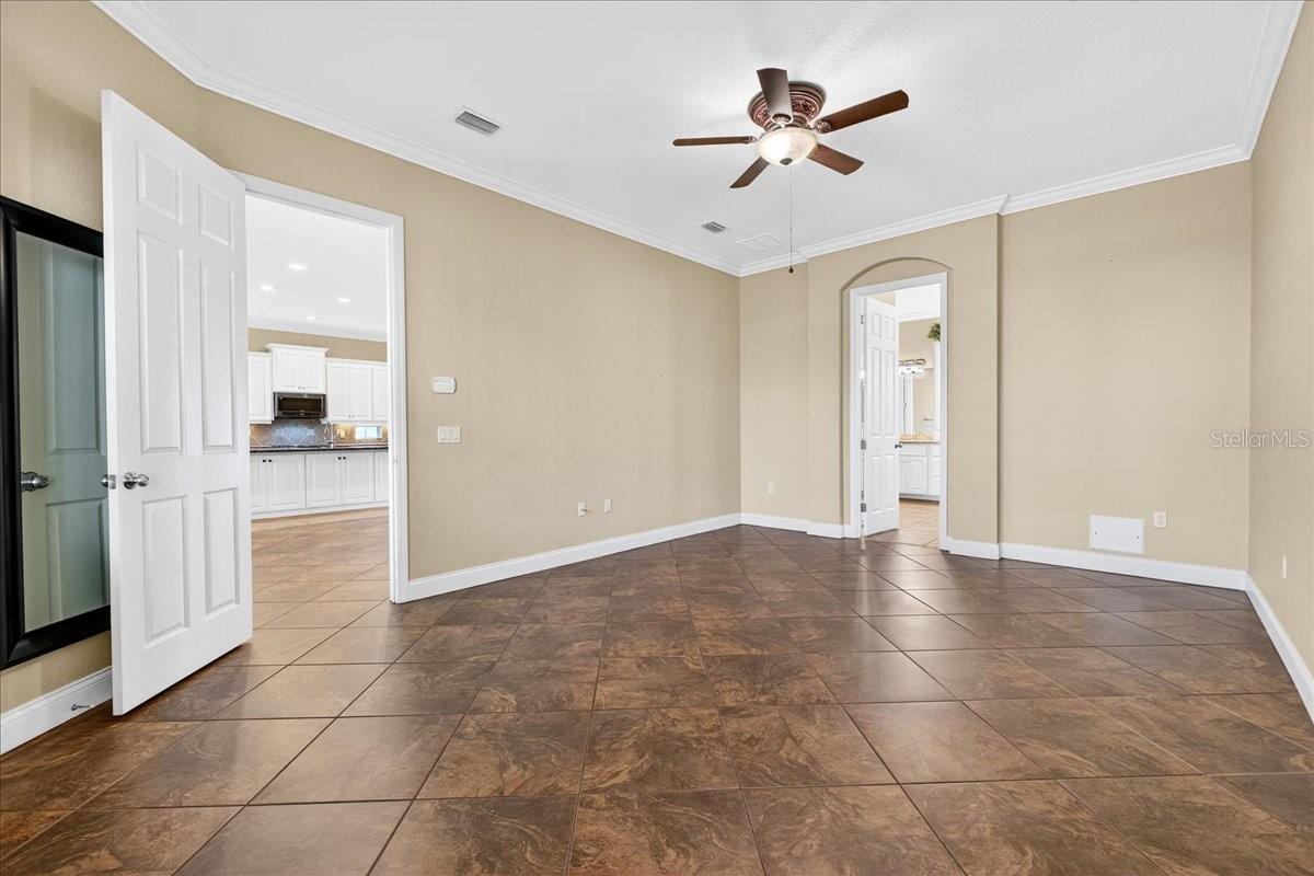 LAUREL GLEN PH 03 - Residential