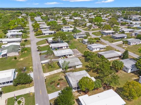 A home in BROOKSVILLE