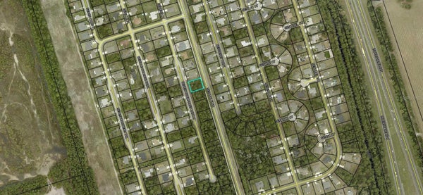 13 SEVEN CHAMPIONS PATH N, PALM COAST, FL 32164 - Image ea4cc2d653f3eb2588bd13045546b5af/105322352