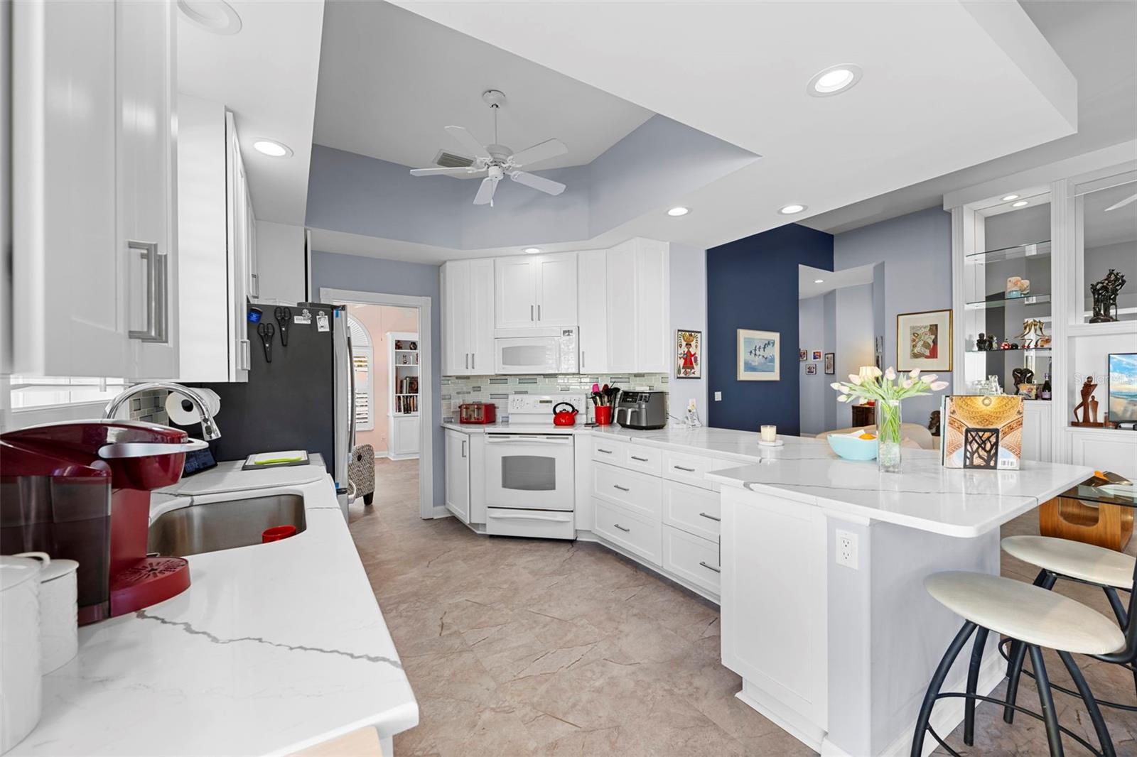 VILLAGEWALK - Residential