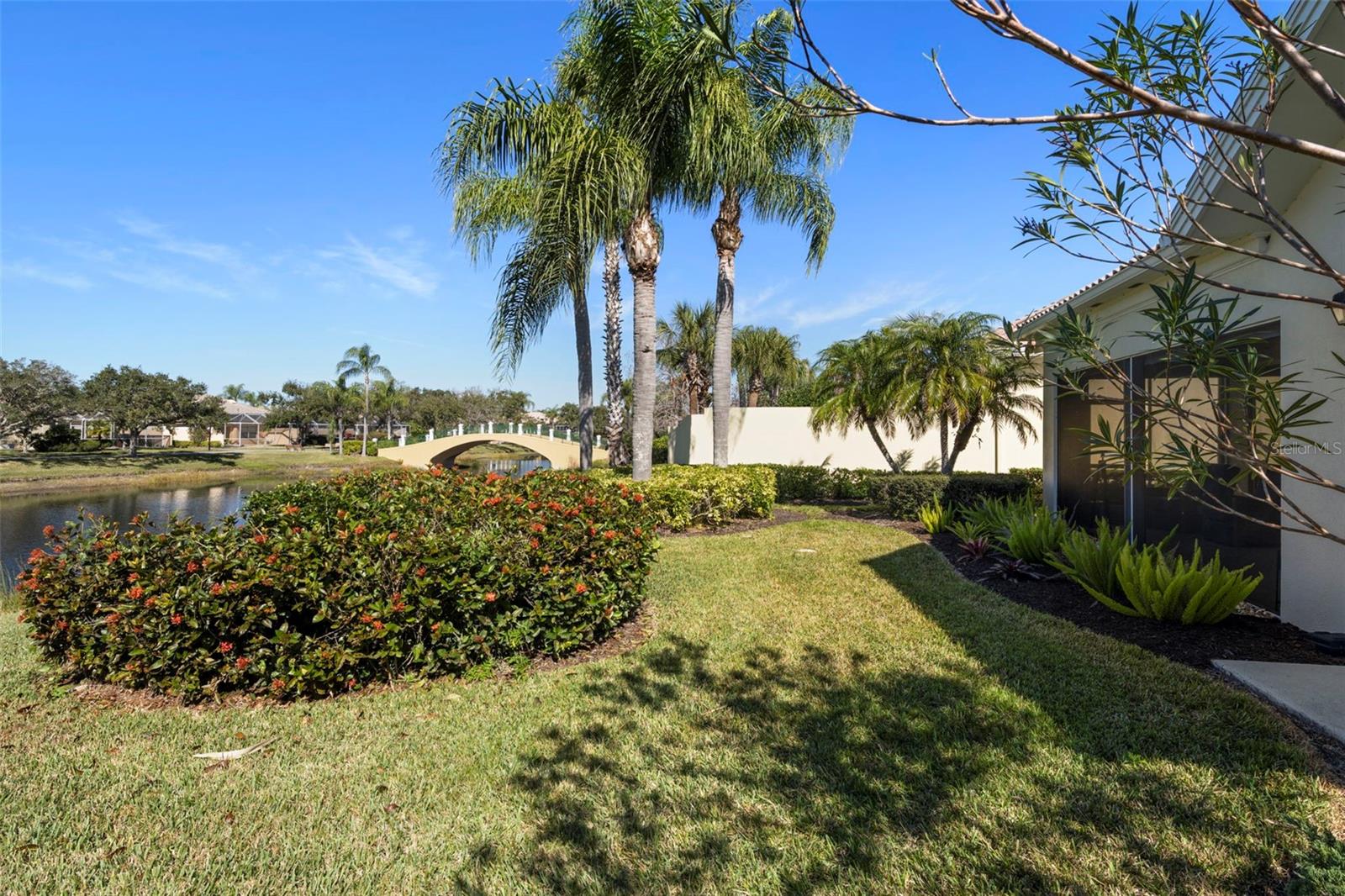 VILLAGEWALK - Residential