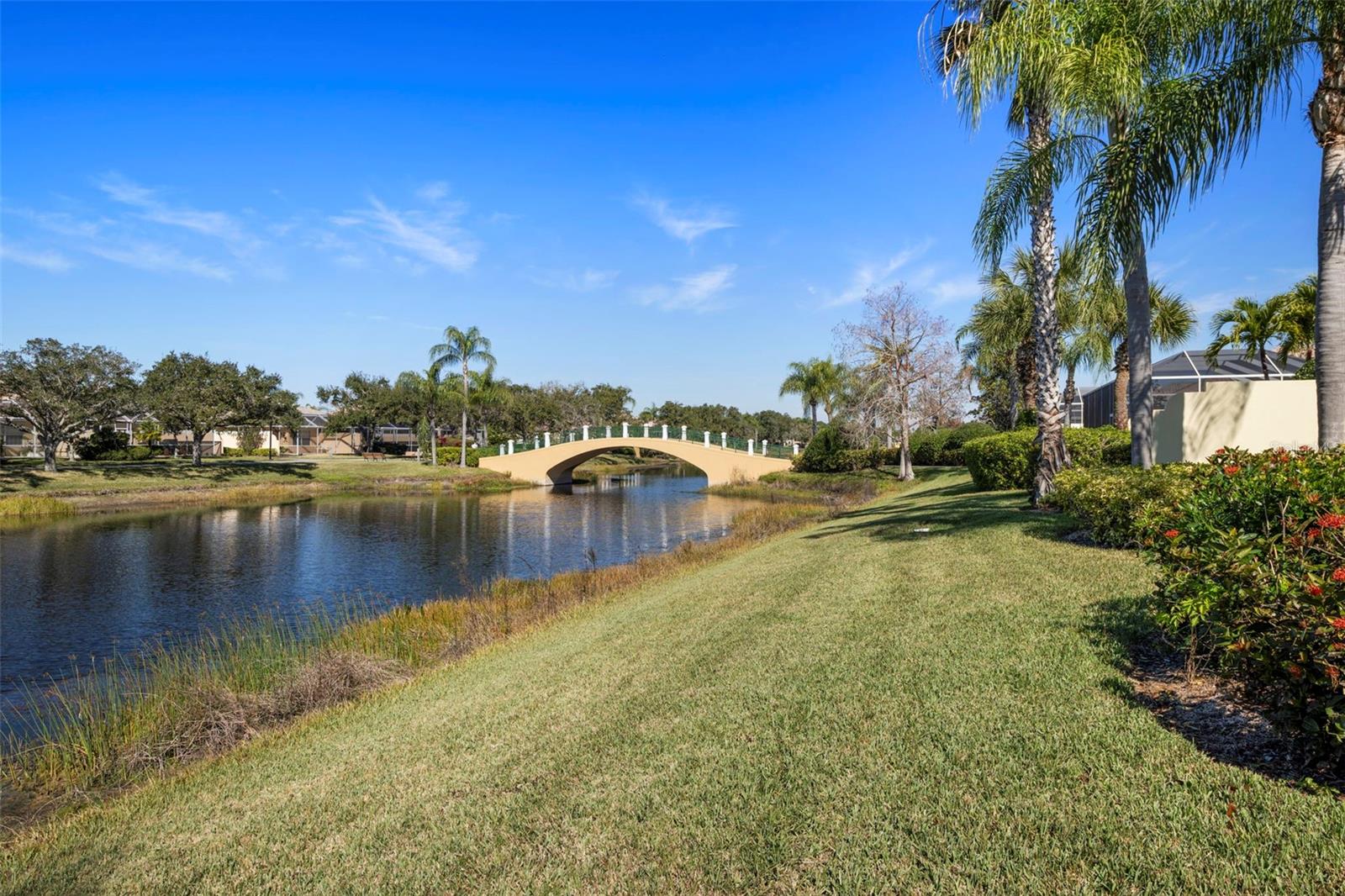 VILLAGEWALK - Residential