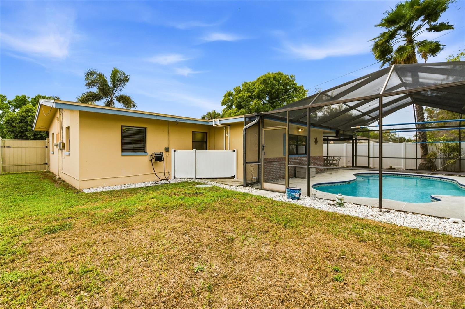 TEMPLE TERRACE - Residential