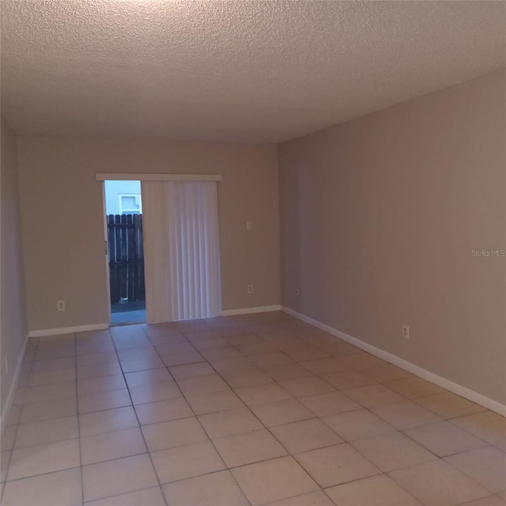 Photo of 1508 E 127th Avenue #B, Tampa, FL 33612 (MLS # TB8493033)