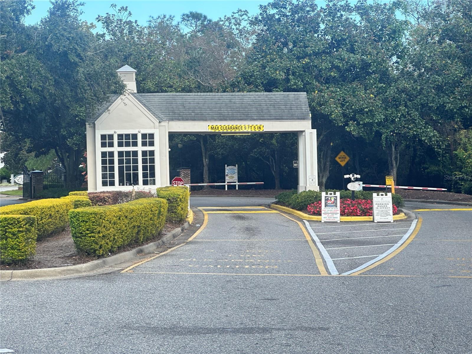 BELMONT/PK CENTRAL CONDO - Residential