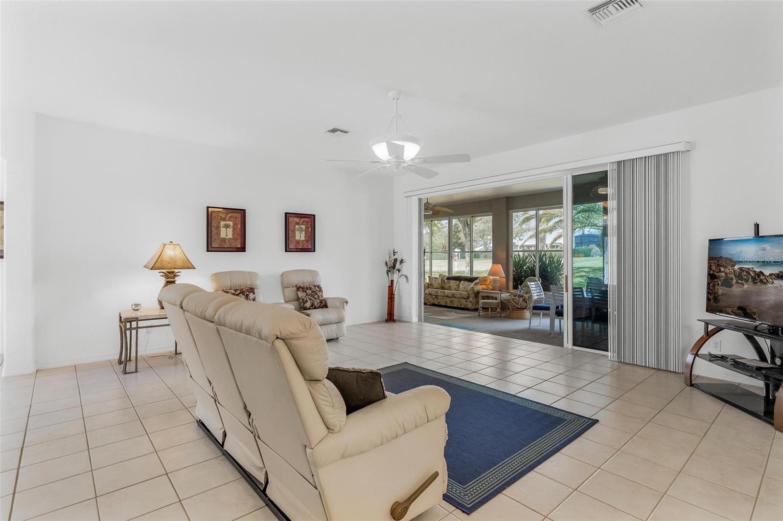 TAVARES ROYAL HARBOR PH 03 LT 350 ORB 02 - Residential