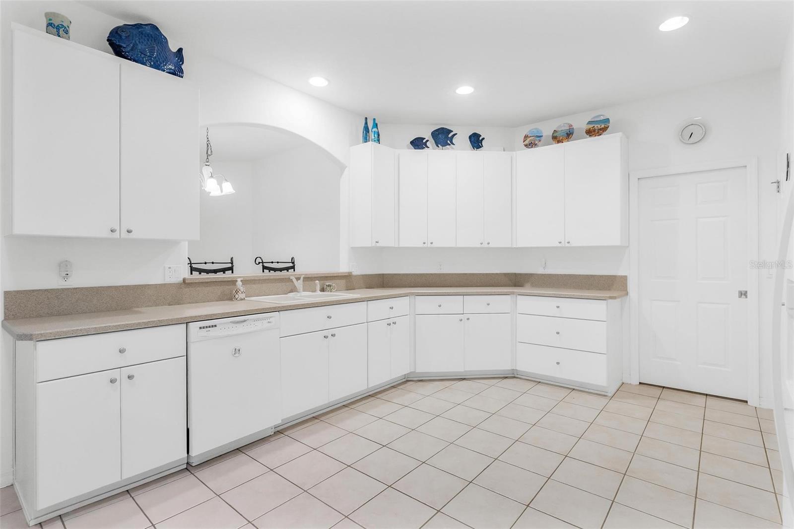 TAVARES ROYAL HARBOR PH 03 LT 350 ORB 02 - Residential