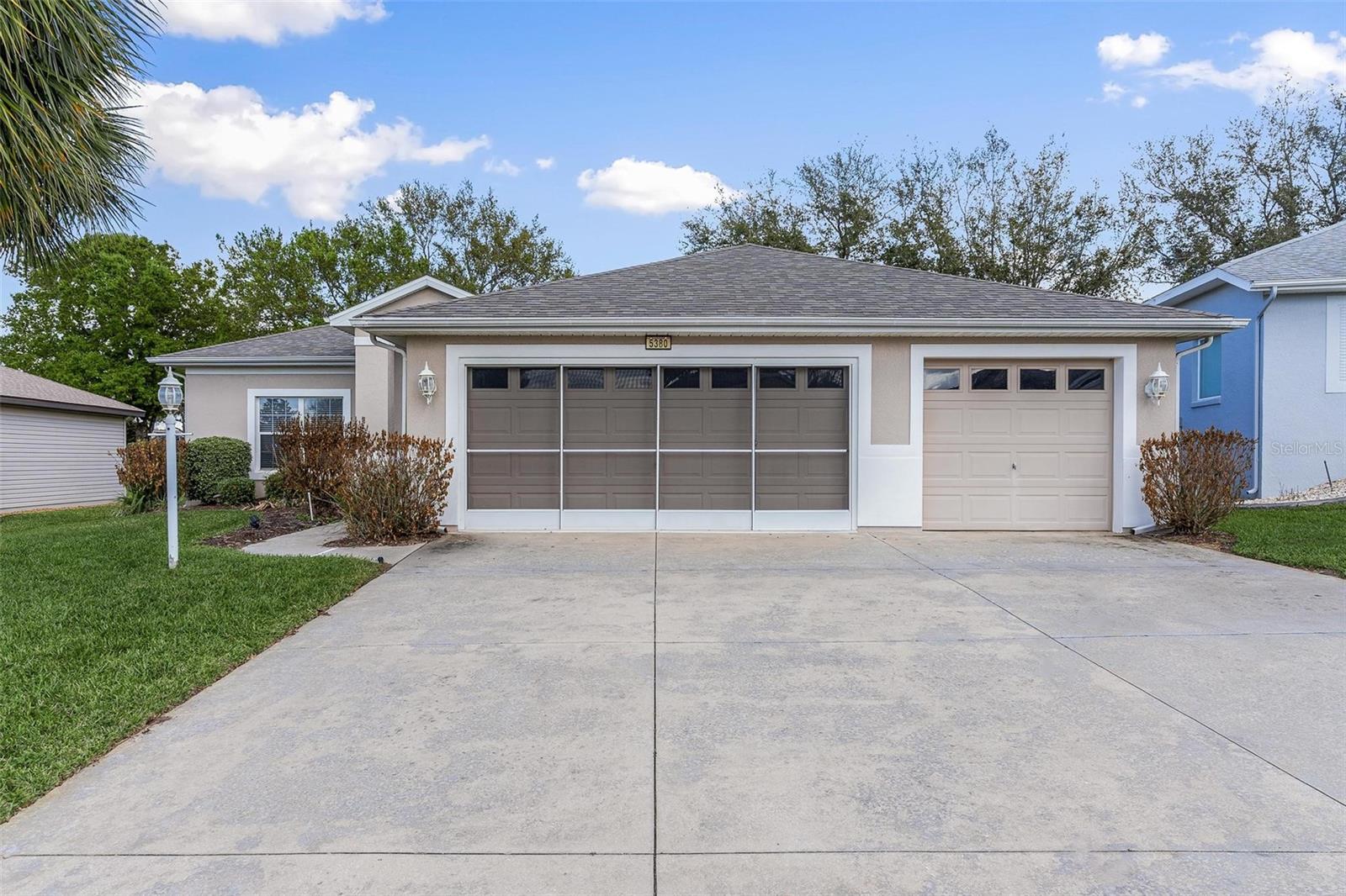 TAVARES ROYAL HARBOR PH 03 LT 350 ORB 02 - Residential