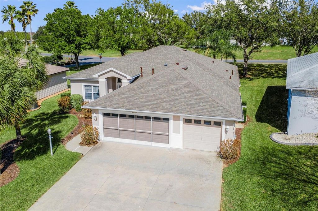 Photo of 5380 Charleston Avenue, Tavares, FL 32778 (MLS # G5109448)