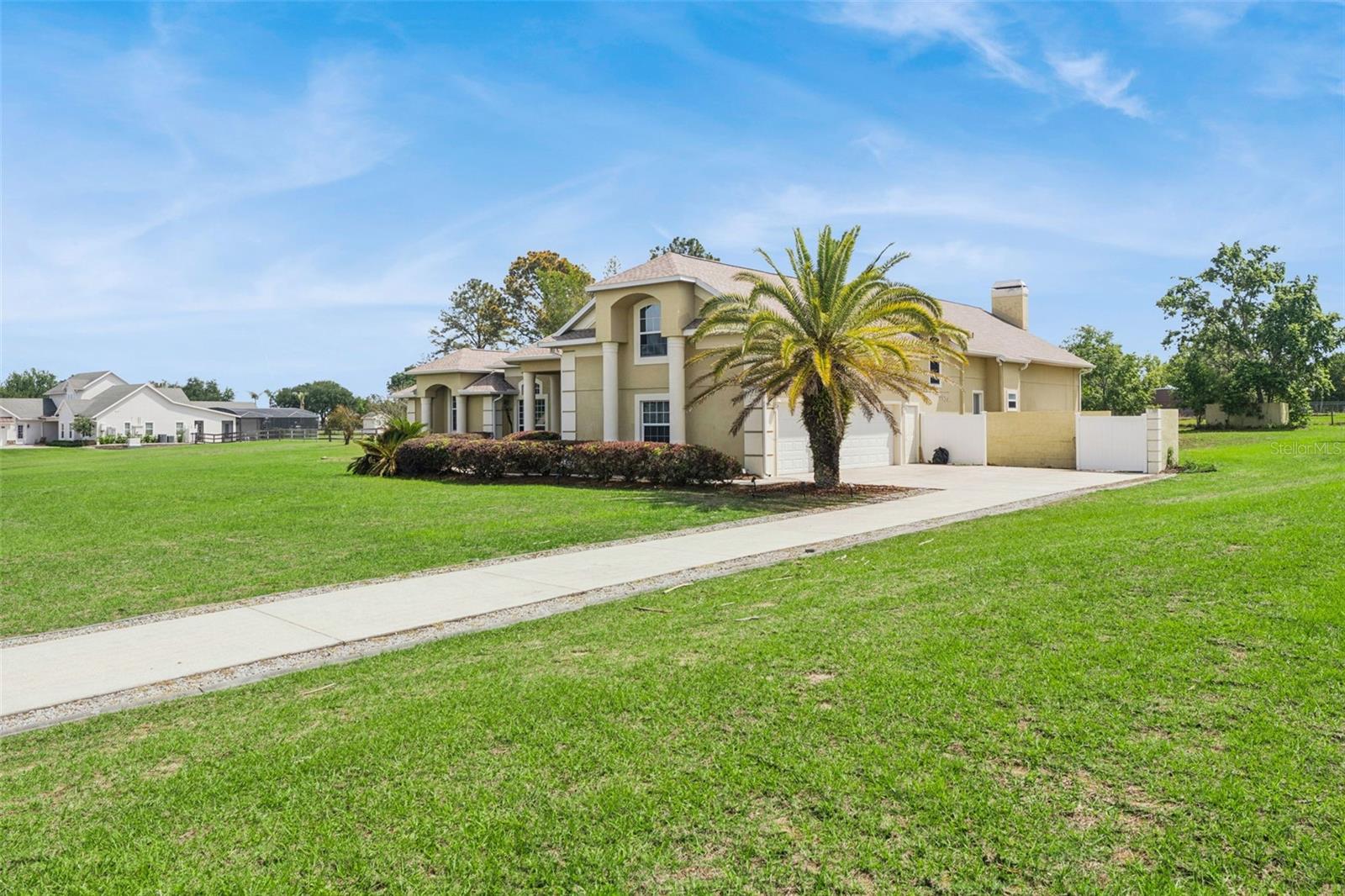 17540 VISTA BELLE COURT