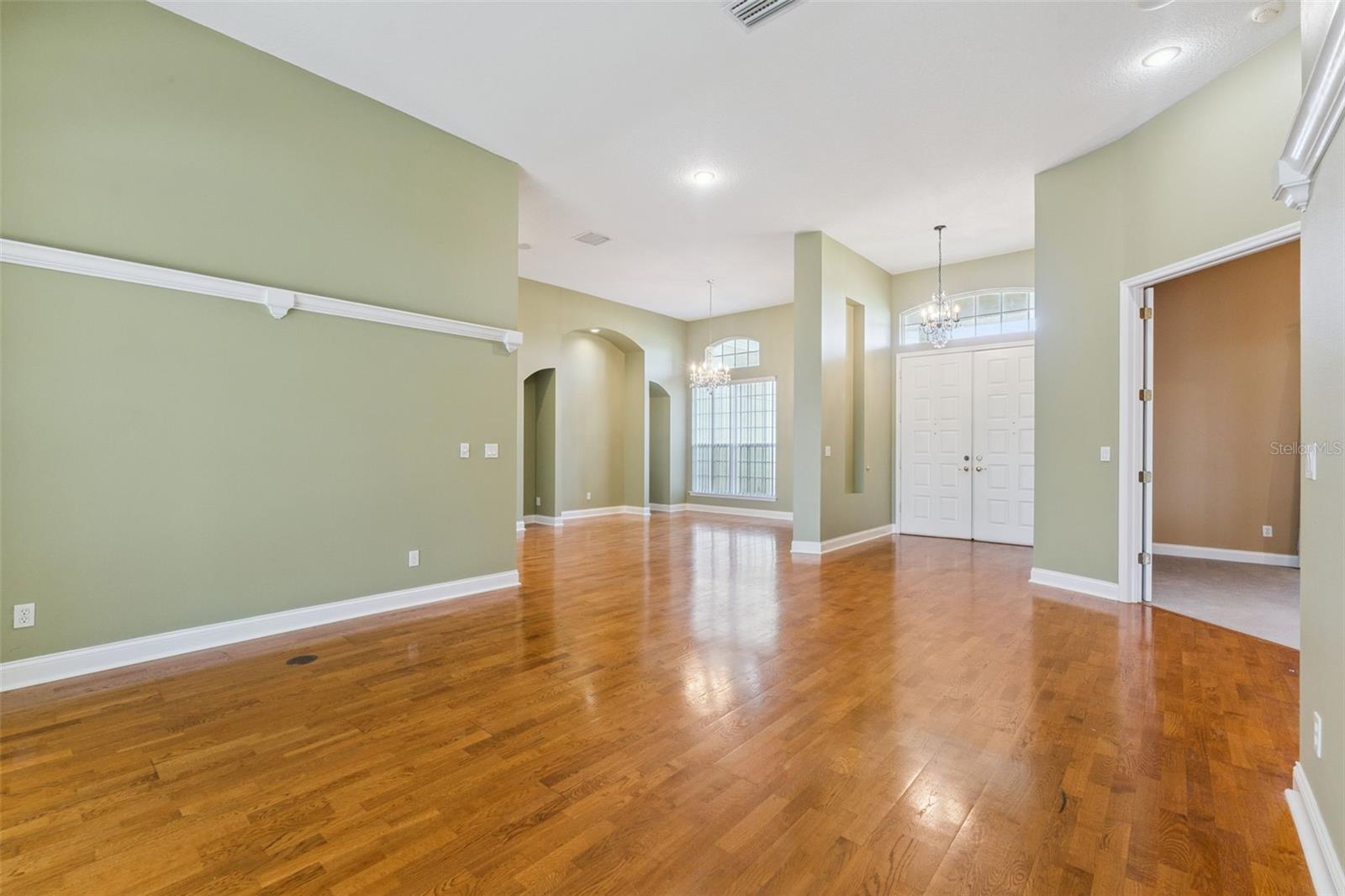 17540 VISTA BELLE COURT