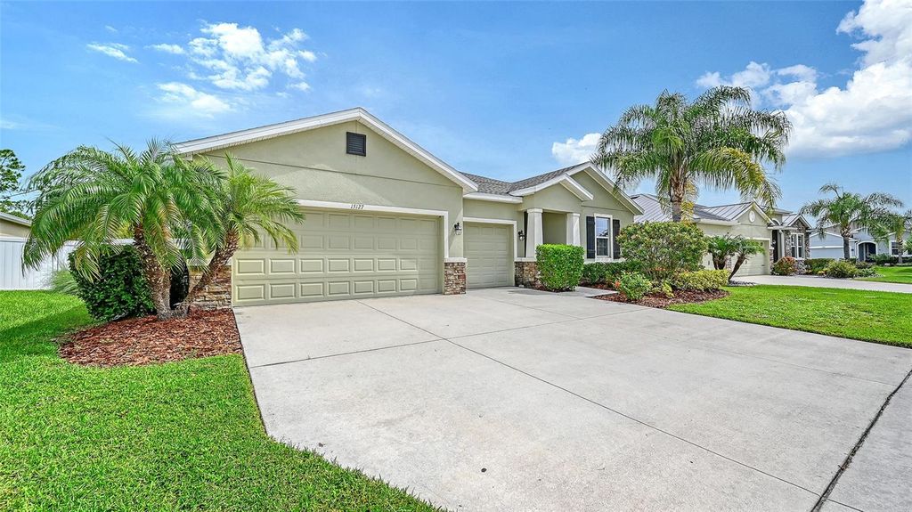 Photo of 15127 Las Olas Place, Bradenton, FL 34212 (MLS # A4700033)