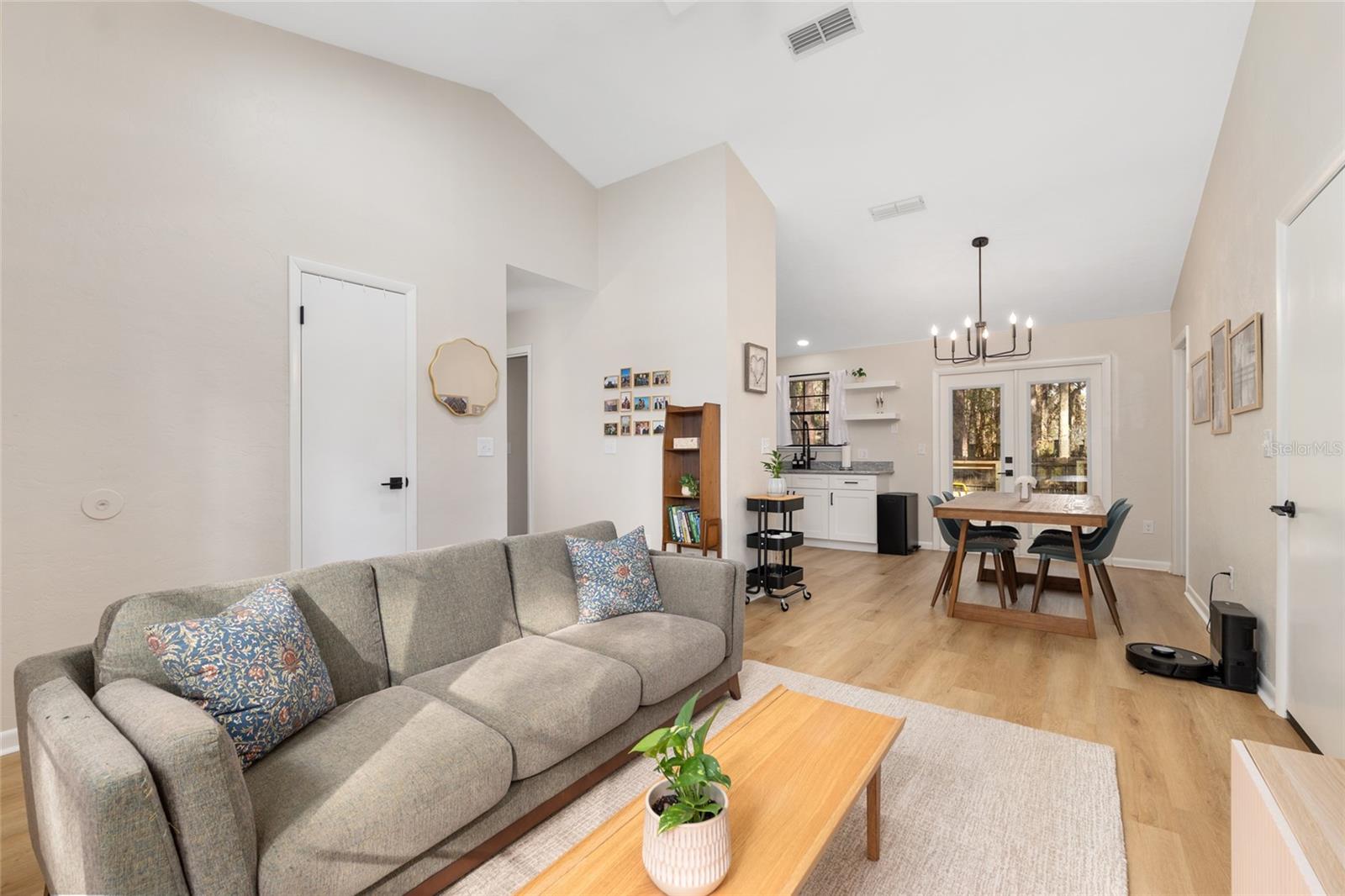 THE VILLAGES OF SANTA FE PH 2 - Residential