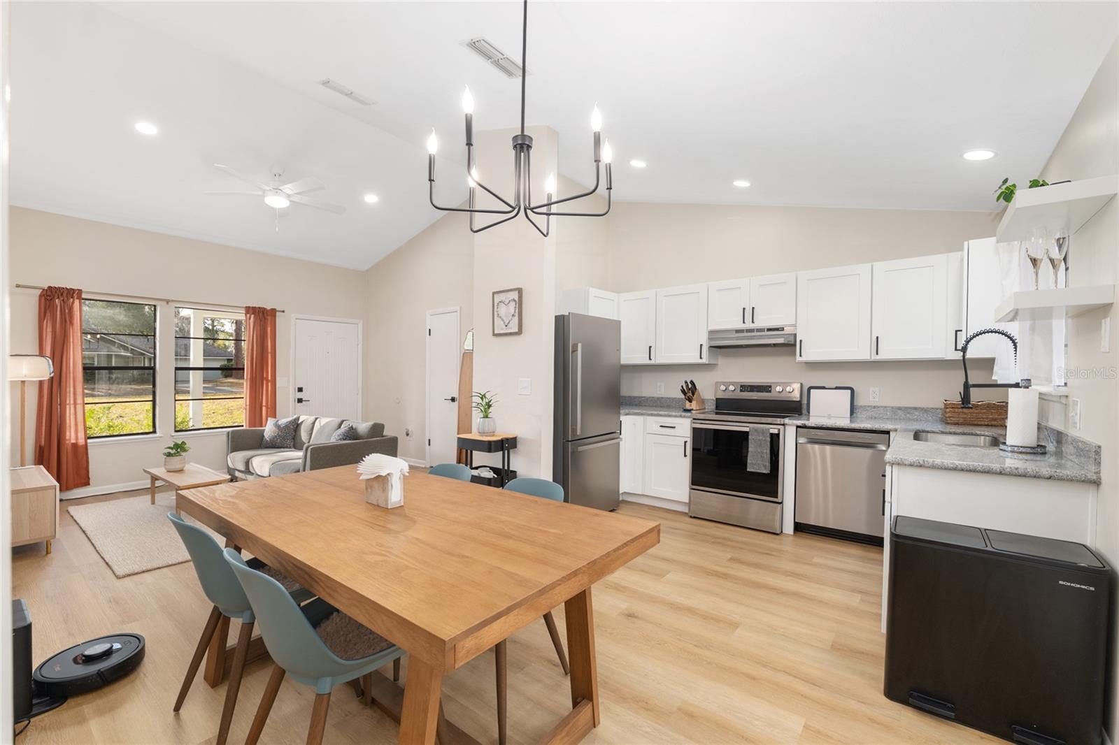 THE VILLAGES OF SANTA FE PH 2 - Residential