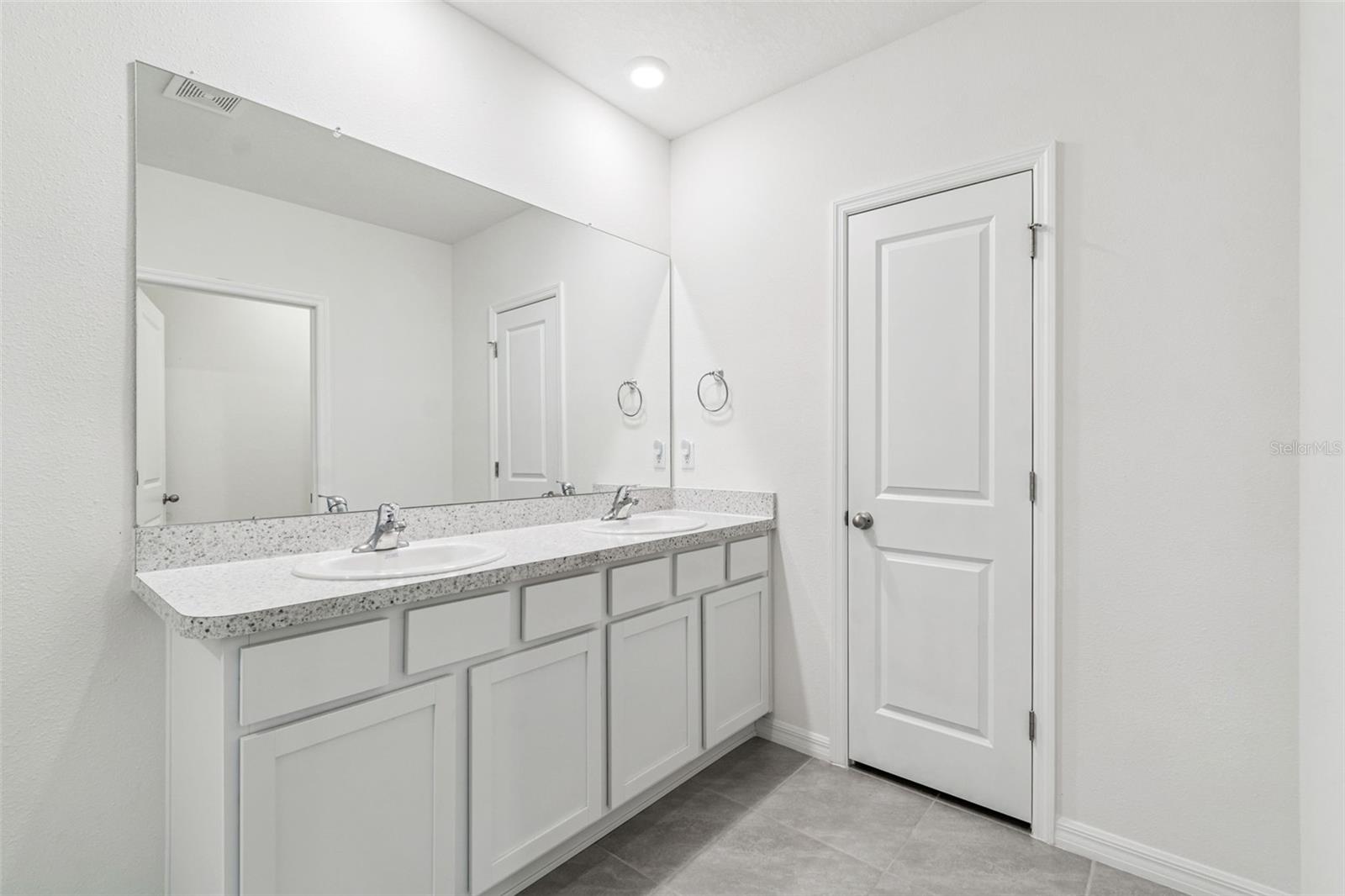 AVALON PARK WEST PH 3 - Residential