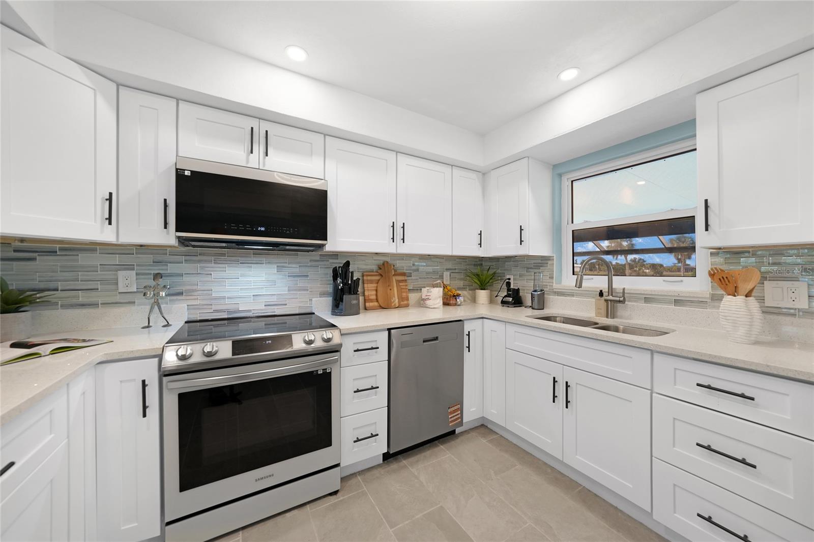 ROTONDA WEST OAKLAND HILLS - Residential