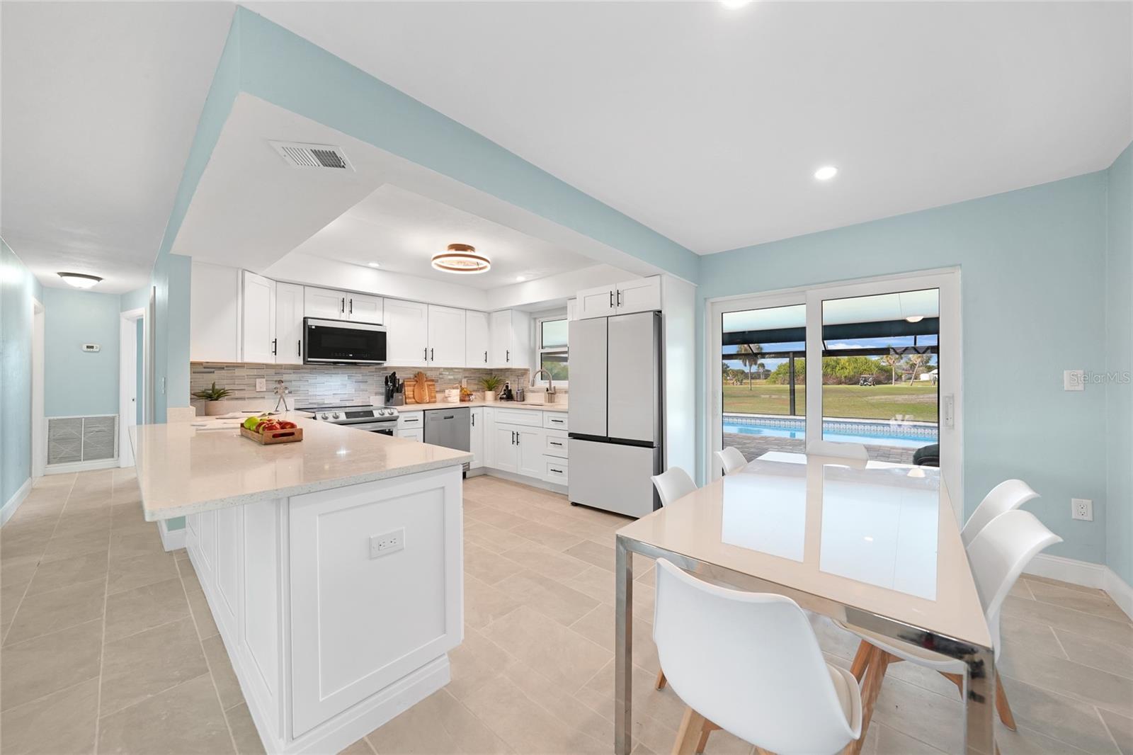 ROTONDA WEST OAKLAND HILLS - Residential