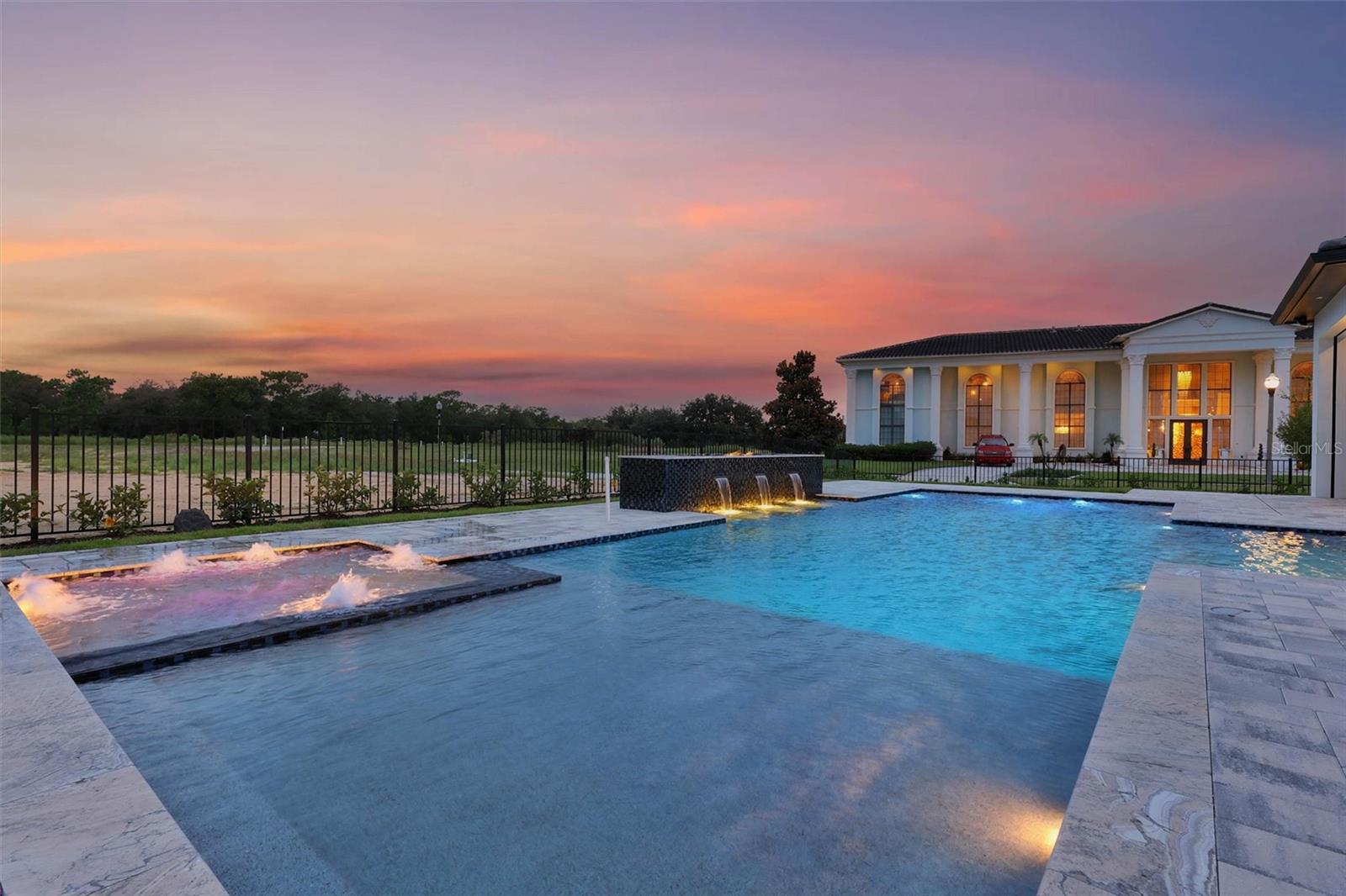 1002 COYOTE CREEK WAY