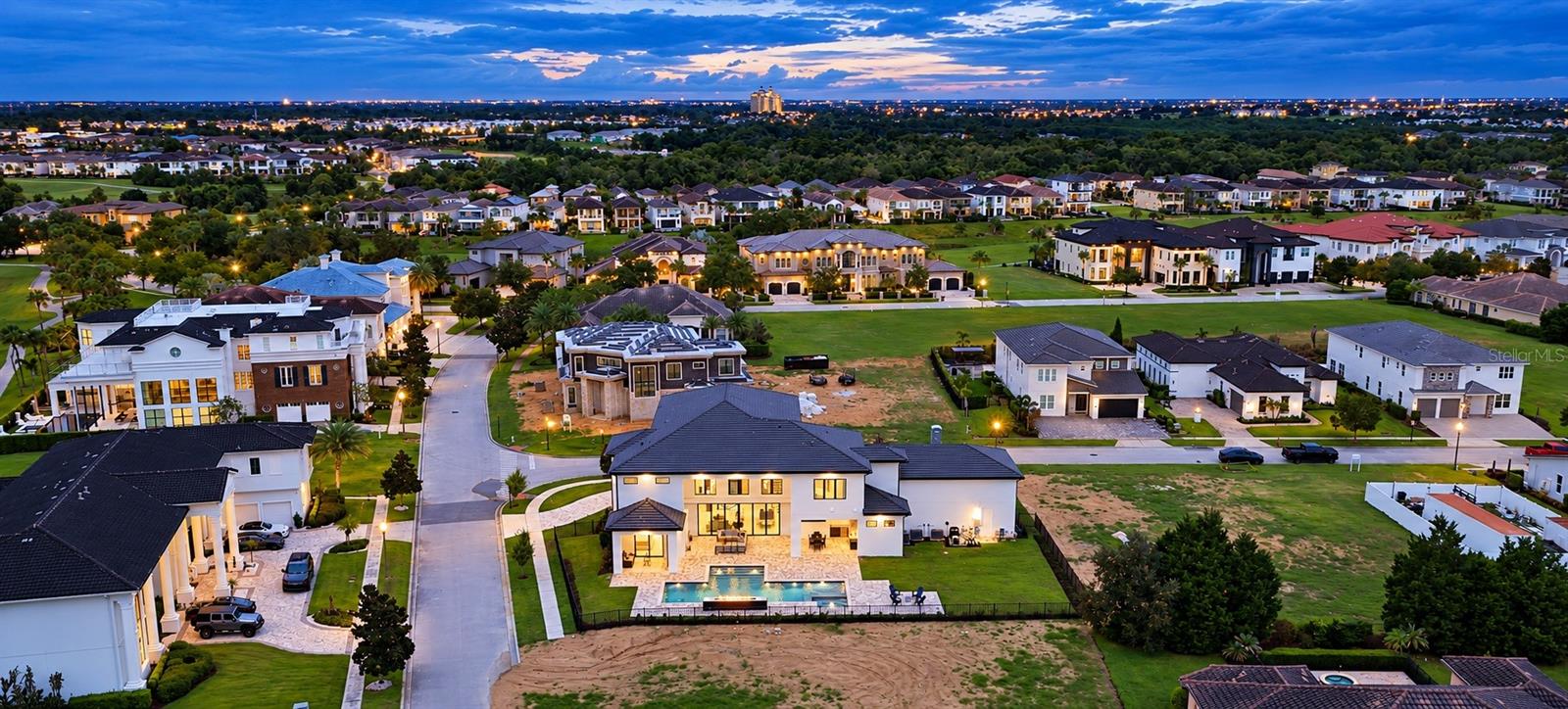 1002 COYOTE CREEK WAY