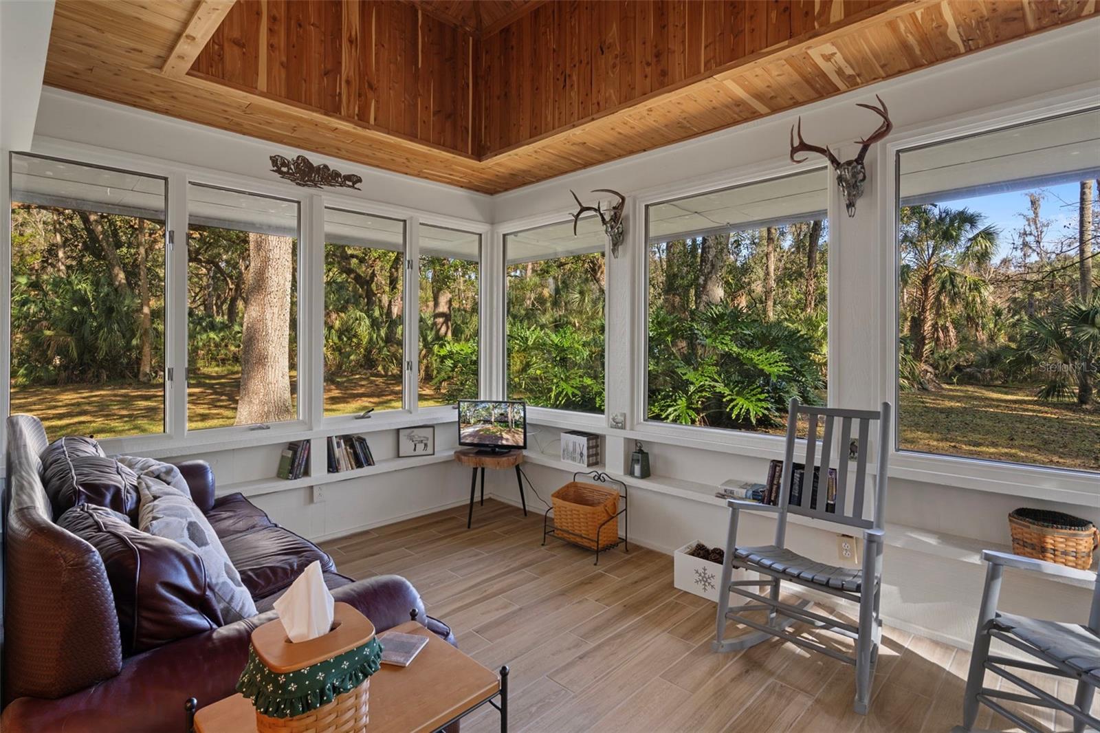 QUAIL RUN ESTATES - Residential