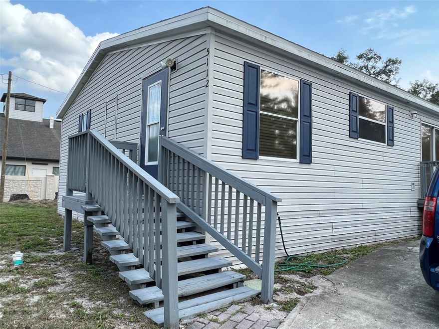 SUPER LOCATION! Come and See this Beautiful Property with a Large Land of 0.29 Acre , feel the Freedom to make your own Campfire, be in contact with the Nature, Plant your Own favorite Organic Vegetables, Raise Chicken, Enjoy fresh Eggs, Little Pigs, Rabbits and Much More, NO Assocation payment! This Property has a New Roof, New Septic Tank, A/C 2015 And Also has a privileged Location a few Minutes from Orlando Airport, LAKE NONA, Boxy Park, Valencia College, UCF, The New Medical City, Restaurants, Shopping Centers, Supermarkets, Amazon, Many Jobs Opportunity, the principals express Way And Much More!