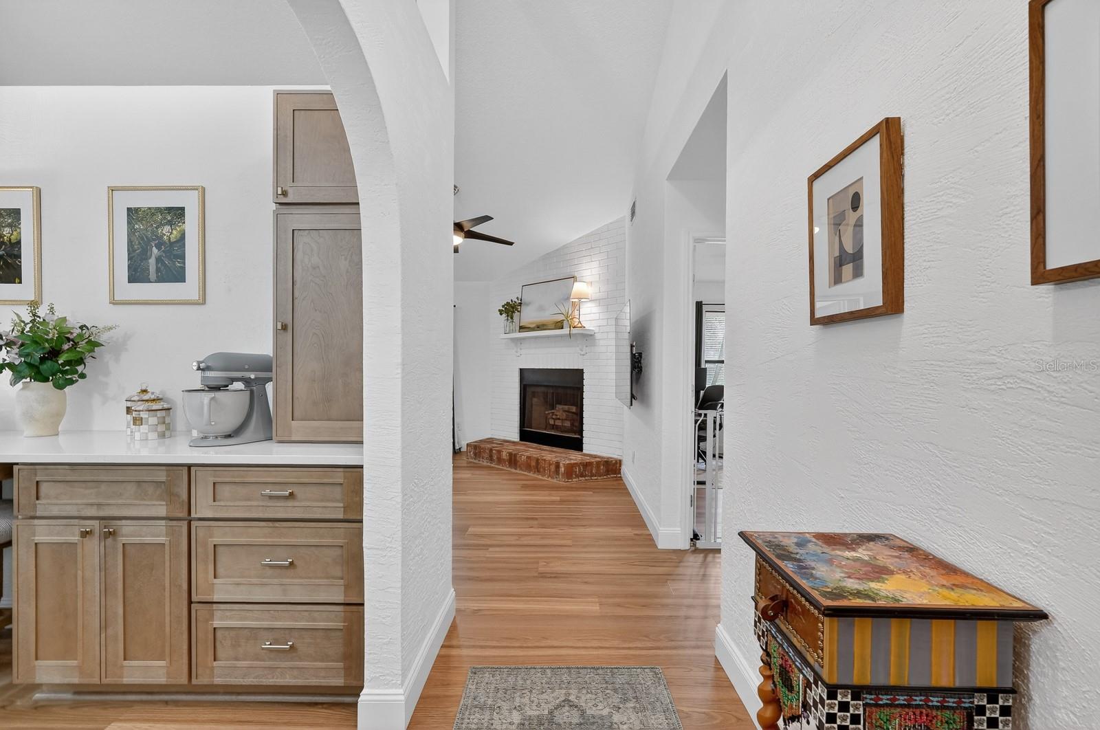 LONE OAK UNIT 01 - Residential