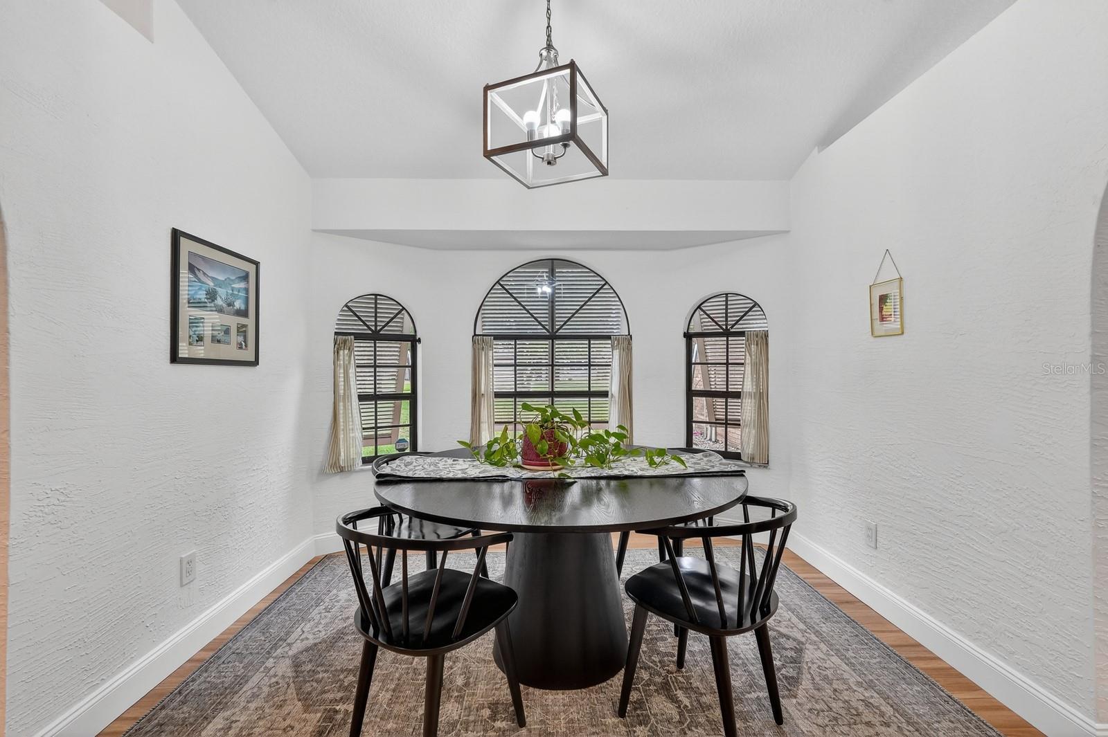 LONE OAK UNIT 01 - Residential