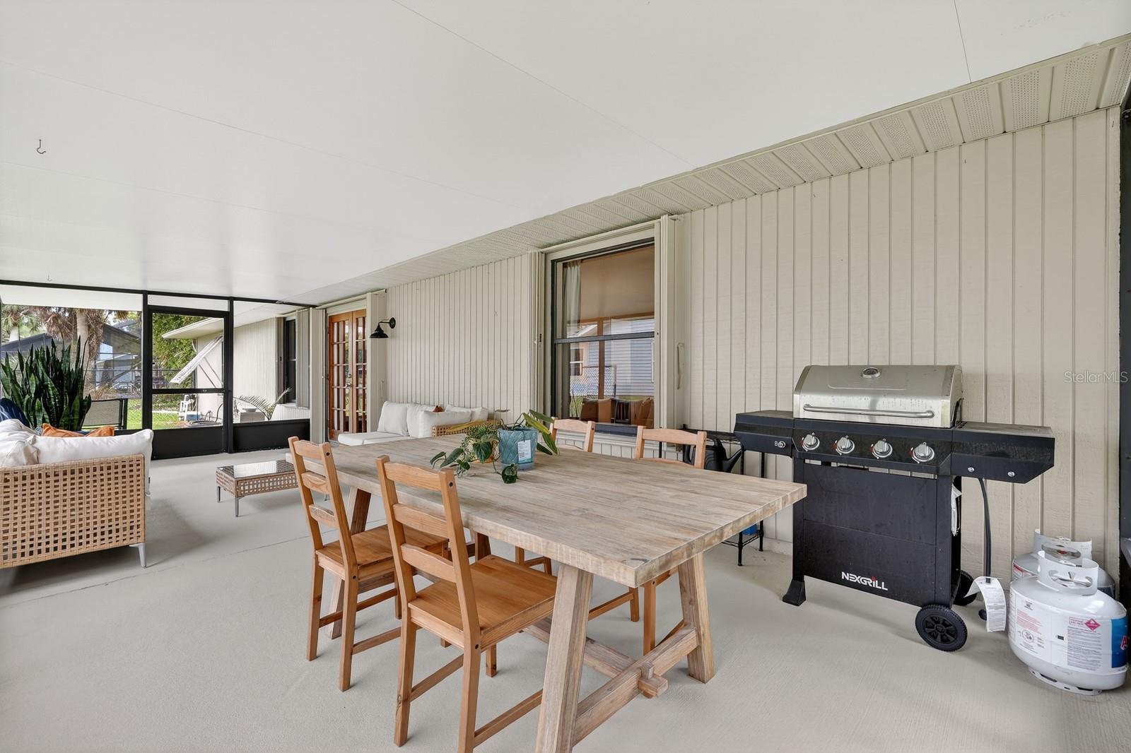 LONE OAK UNIT 01 - Residential