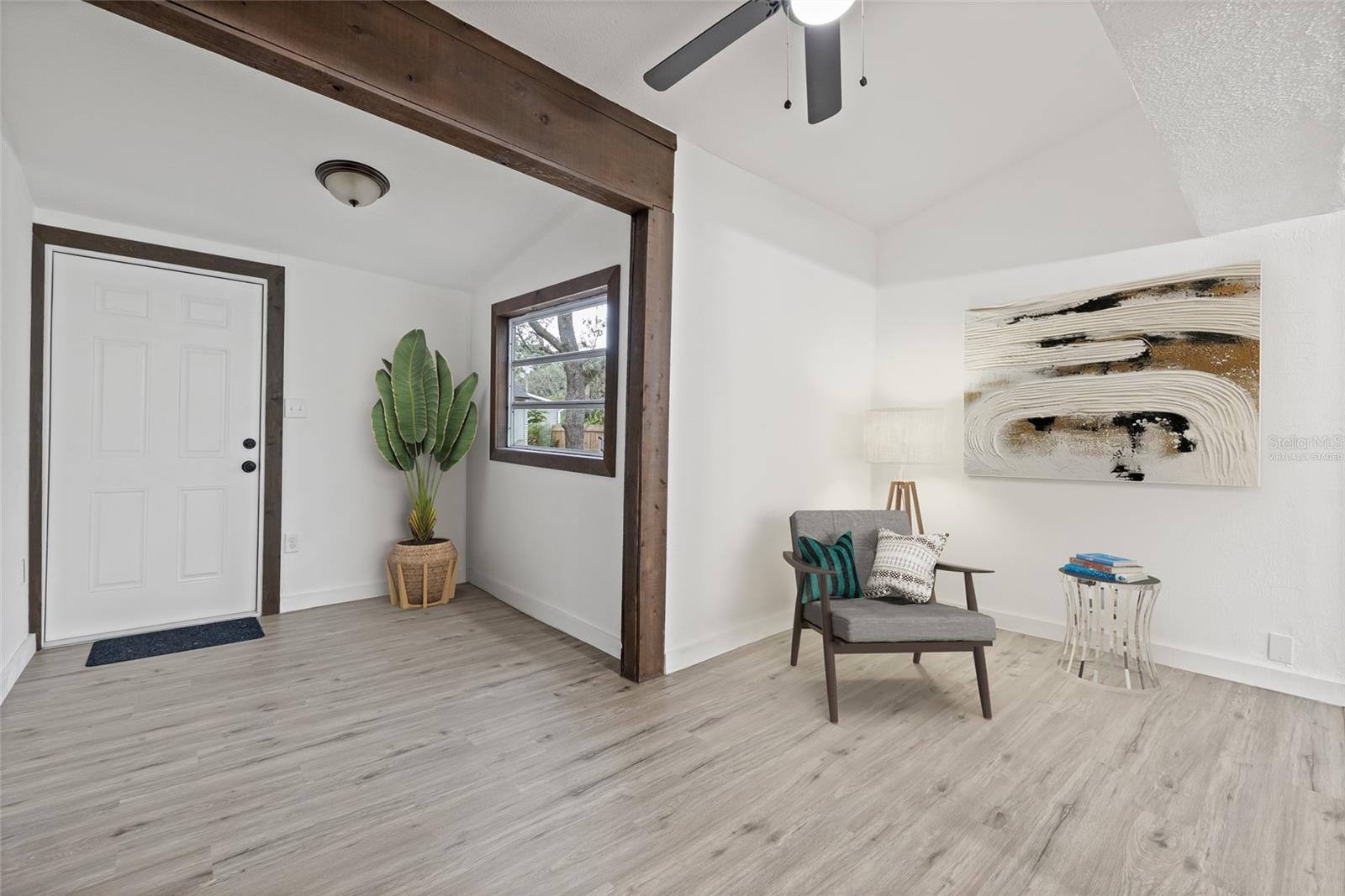 MOON LAKE ESTATES - Residential