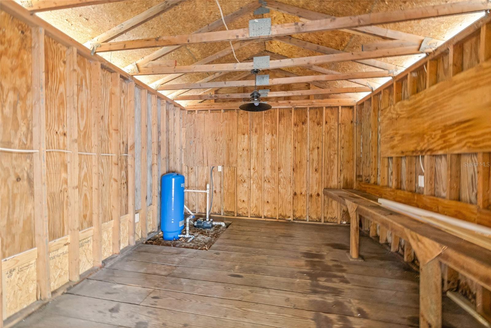 MOON LAKE ESTATES - Residential