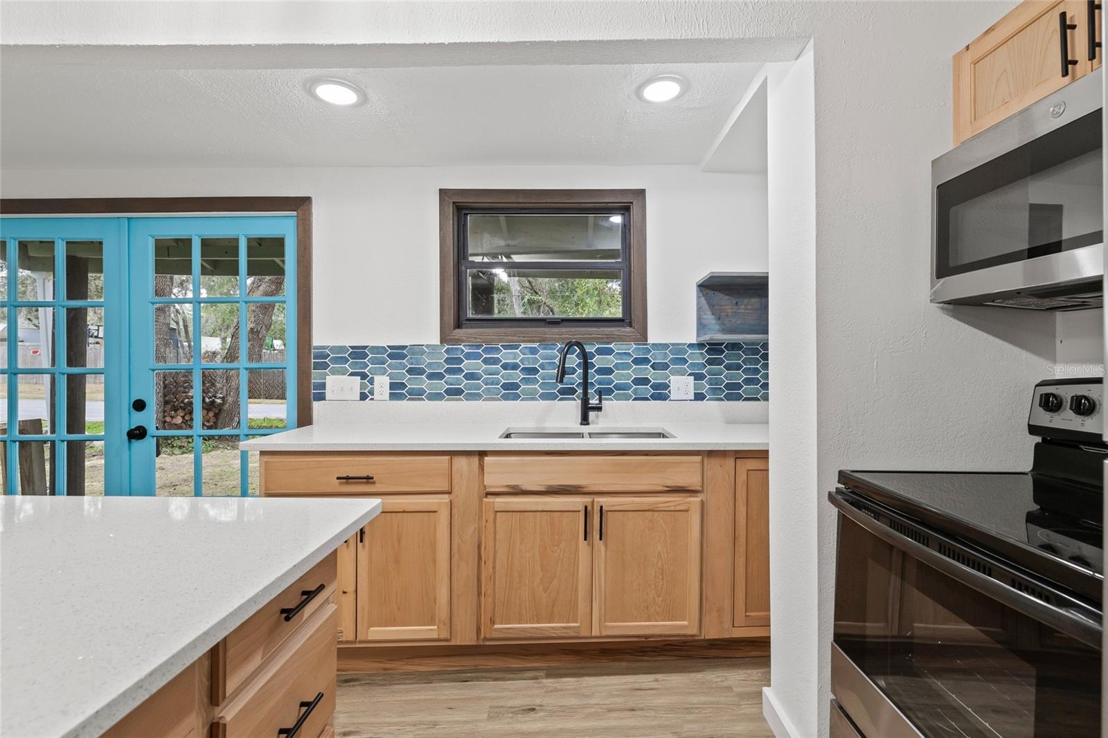 MOON LAKE ESTATES - Residential