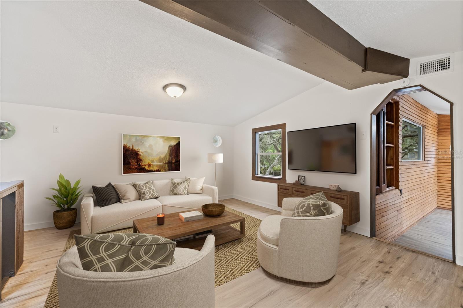 MOON LAKE ESTATES - Residential