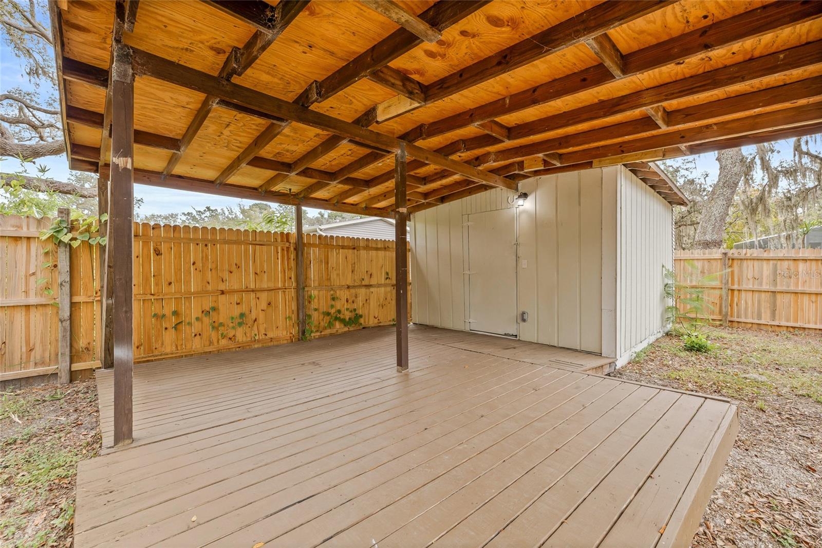 MOON LAKE ESTATES - Residential