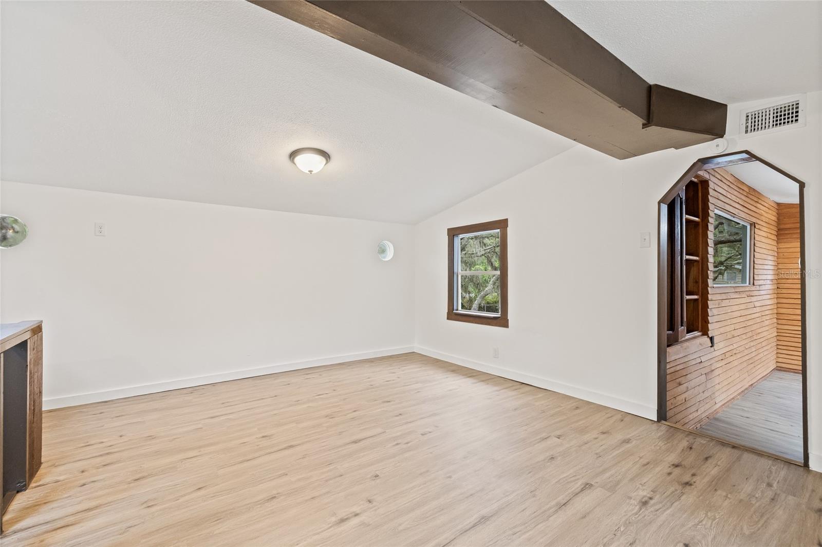 MOON LAKE ESTATES - Residential