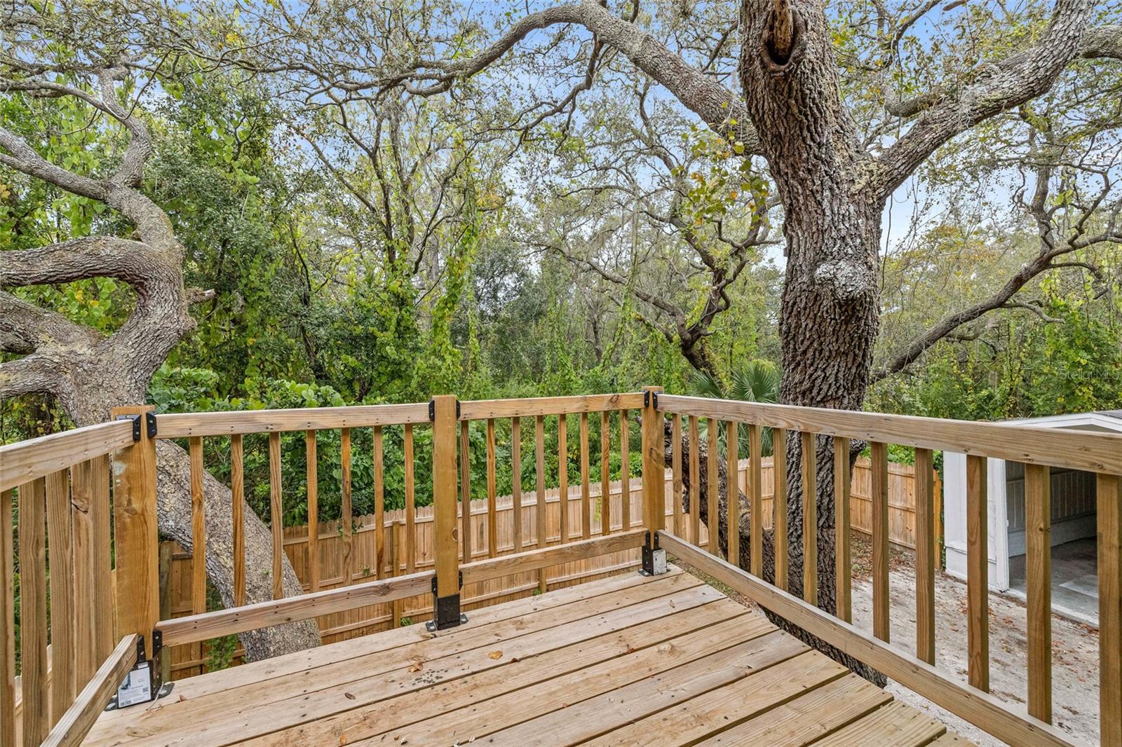 MOON LAKE ESTATES - Residential