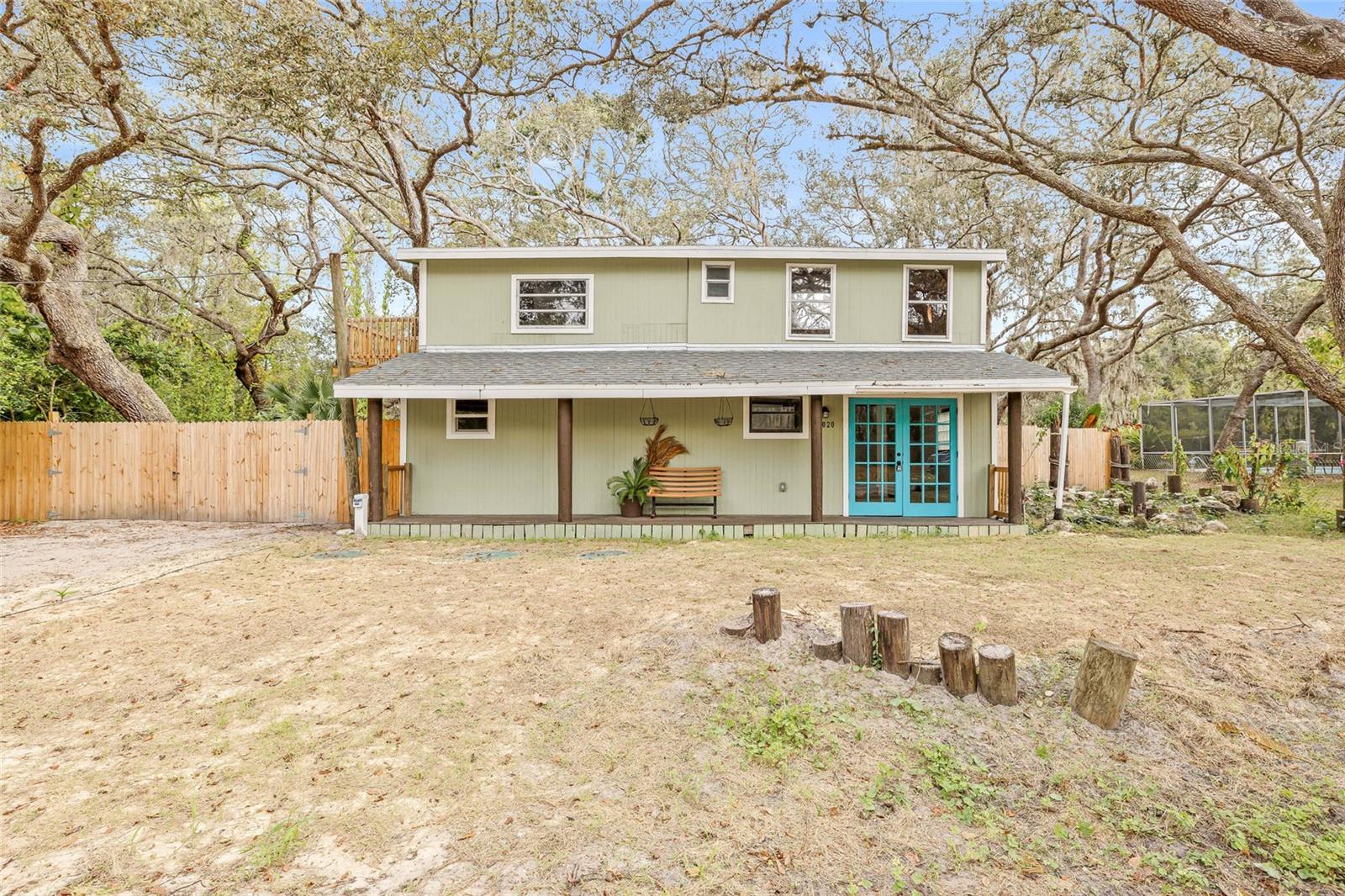 MOON LAKE ESTATES - Residential