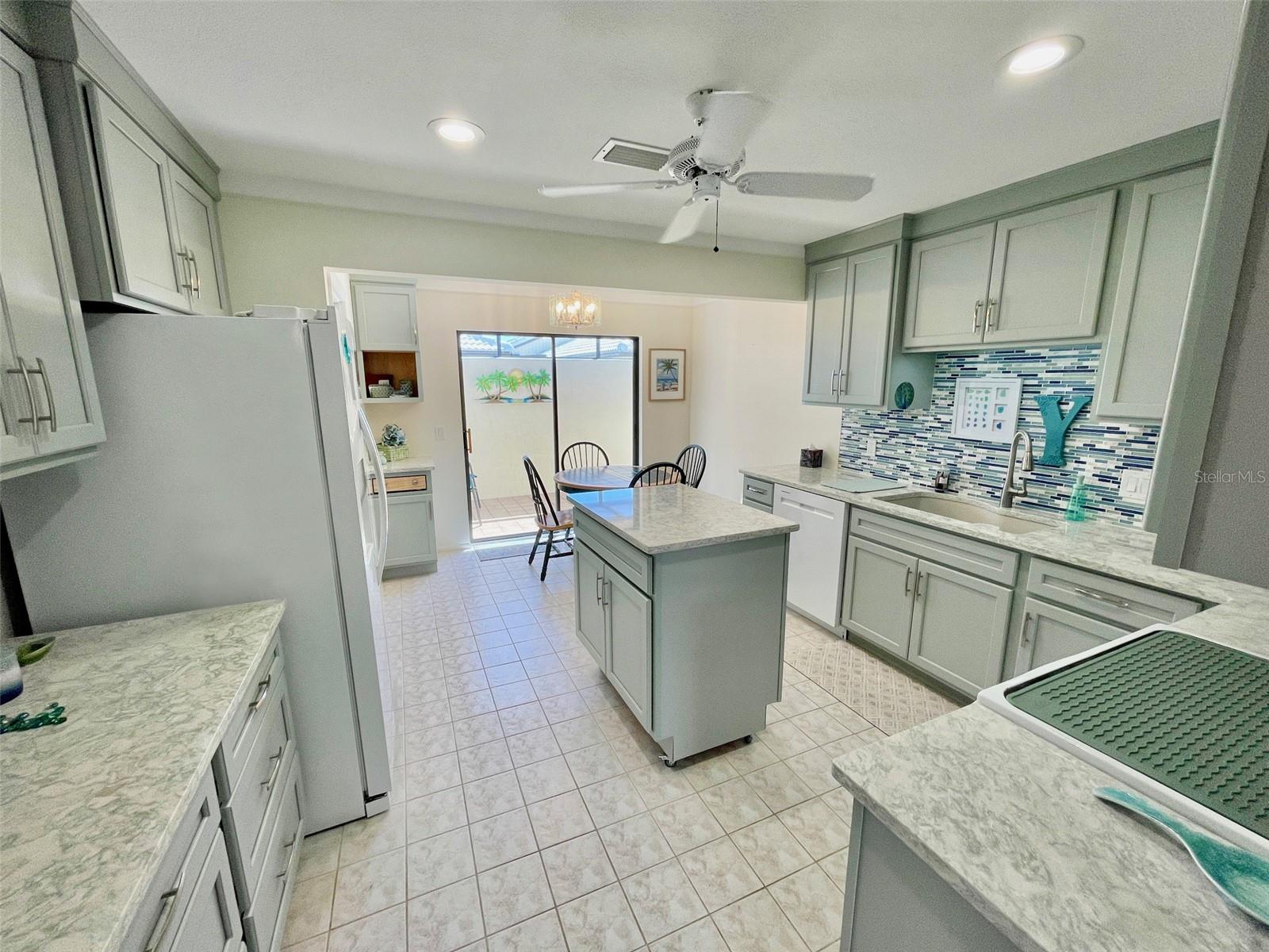 HOURGLASS LAKES PH 2 - Residential