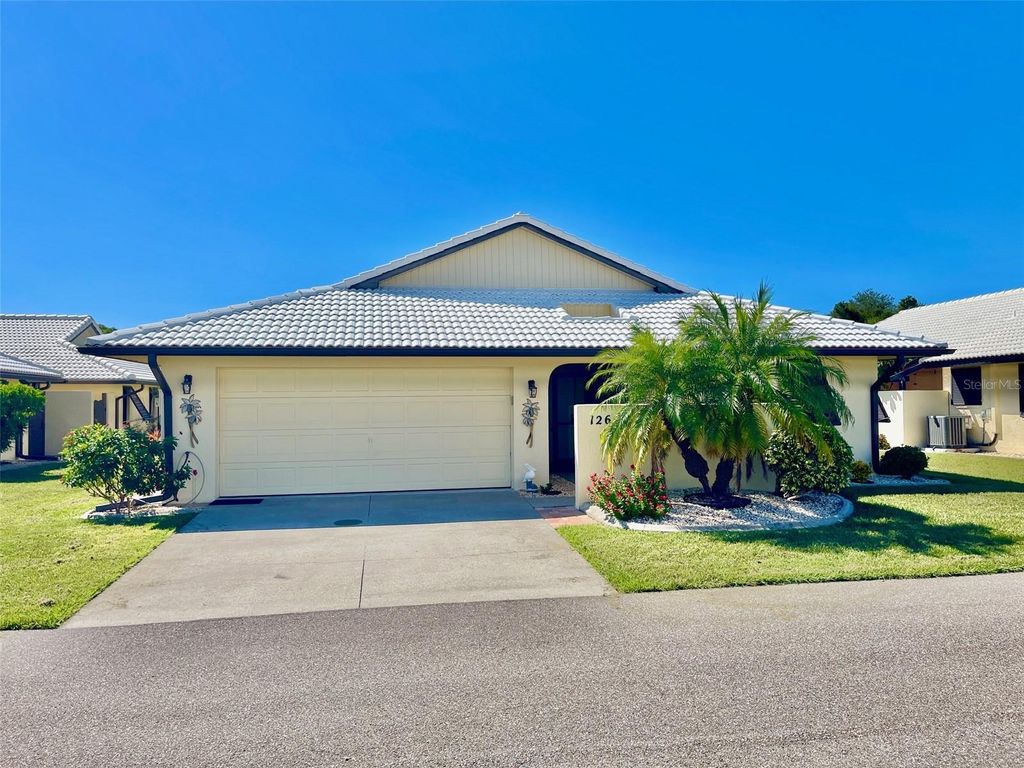 Photo of 126 Sandstone Circle, Venice, FL 34293 (MLS # A4666535)