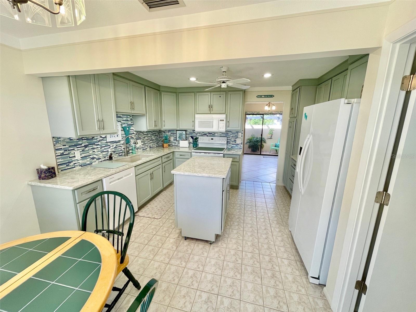 HOURGLASS LAKES PH 2 - Residential