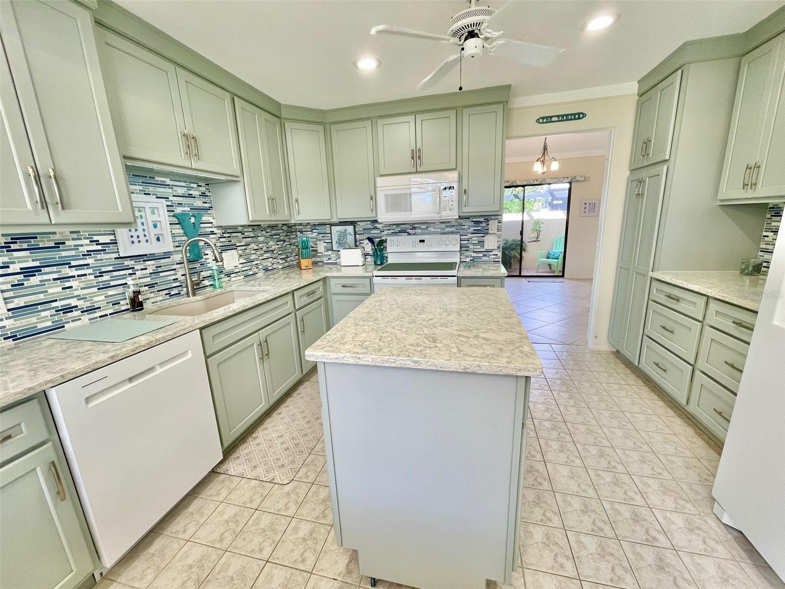 HOURGLASS LAKES PH 2 - Residential