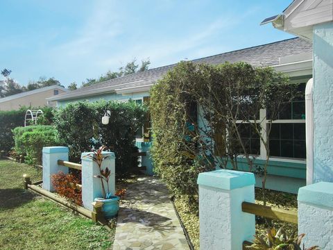 A home in NORTH PORT