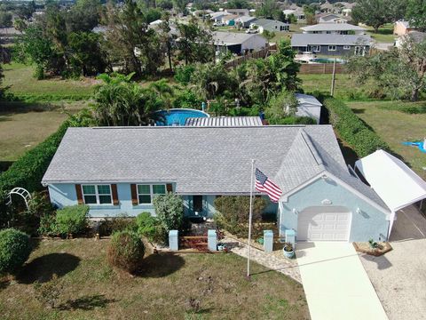 A home in NORTH PORT