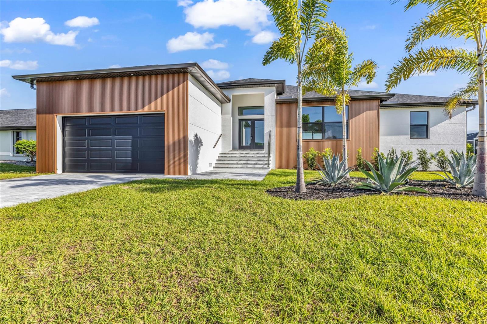 PORT CHARLOTTE - Residential