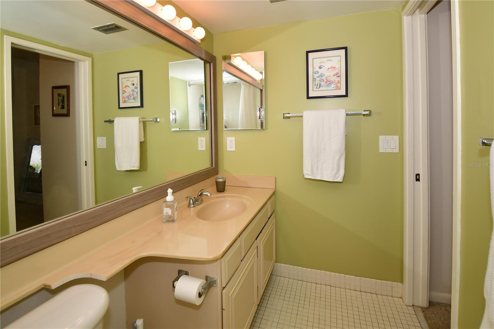 CONSTELLATION THE CONDO - Residential Lease